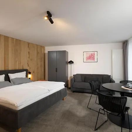 Wertschaetzer - Krumme Str Отель 4*