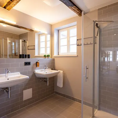 Отель Wertschaetzer - Krumme Str 4*