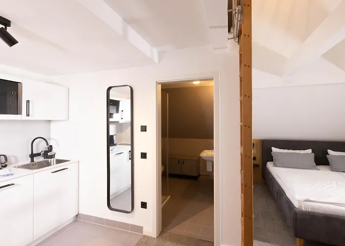 Wertschaetzer - Krumme Str Hotel 4*